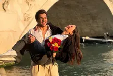 Did Ashish Chanchlani confirm dating Elli AvrRam through his latest post?