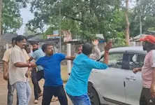 FIR against BJP Dabhoi Taluka Panchayat president for assaulting  contractor