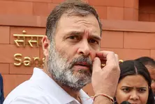 SC extends relief for Rahul Gandhi in Veer Savarkar defamation case