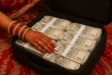 Future head of Kalupur Swaminarayan Temple accuses wife, in-laws of ₹100 cr extortion demand, threats