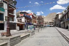 Bollywood film unit hit by food poisoning in Leh, over 100 members admitted to hospital