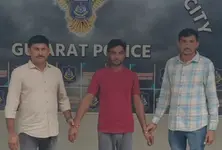 Police seize 19 kg charas worth  ₹28 lakh in Ahmedabad, one held