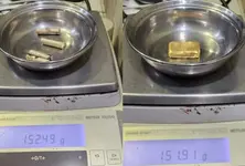 Ahmedabad Customs foil bid by Dubai flier to smuggle gold hidden in trolley bag wheels