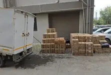 Vadodara SMC seizes IMFL worth ₹45 lakh in prohibition raid near Kapurai crossroads