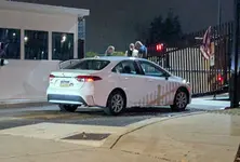 Man rams vehicle into FBI Pittsburgh gate, flees on foot