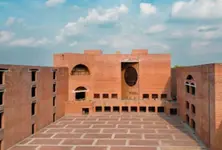 395 students placed with average package of rs 35 lakh highest rs 1.10 cr at IIM Ahmedabad
