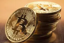 Bitcoin touches record high crossing $125,000