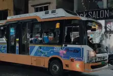 Miscreants vandalise BRTS electric bus, assault driver in Naranpura, ₹90,000 damage reported