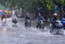 Unseasonal rains break 10 year record in Gujarat with over three inches of rain in October