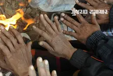 Gujarat shivers as winter tightens grip, eight cities below 15°C