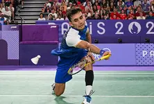 Australian Open: Lakshya Sen overpowers Chou Tien Chen to reach final