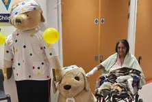 Loving lick turned life-threatening: UK woman loses all 4 limbs to rare sepsis infection