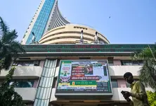 Indian stock markets plummet over 2 pc rattled by Middle East tensions