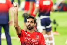 Bhuvneshwar Kumar scripts IPL history with 200 wickets, becomes first fast bowler to reach milestone