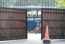 Delhi Secretariat receives bomb threat mail, search on