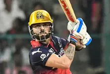 Virat Kohli’s instagram ‘like’ on LizLaz post triggers meme fest, fans blame ‘algorithm’