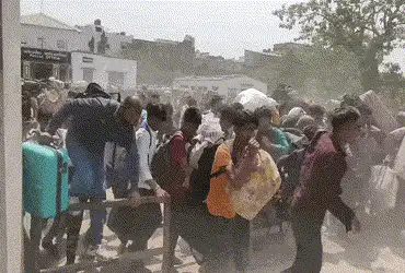 Chaos at Udhna railway station as migrant rush overwhelms train capacity in Surat