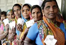 Gujarat bypoll: Early turnout stands at 25.65% as voting continues across 306 booths (Ld)
