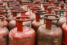 LPG price hike hits small food businesses, caterers
