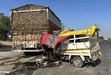 4 killed in Gujarat’s Anand after tempo collides with parked truck