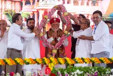 PM Modi receives 'Sardar Gaurav Ratna' from Patidar community in Vadodara​
