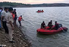 4 drown in Surat’s Kakrapar Dam after three friends jump in to save one