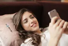 Teens losing sleep due to late-night phone use: Study