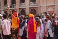 Kashi Vishwanath Dham hosts spiritual ‘Phool Holi’ amid tight security