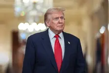 Trump vows to ‘find the leaker,’ threatens jail for media over Iran mission leak